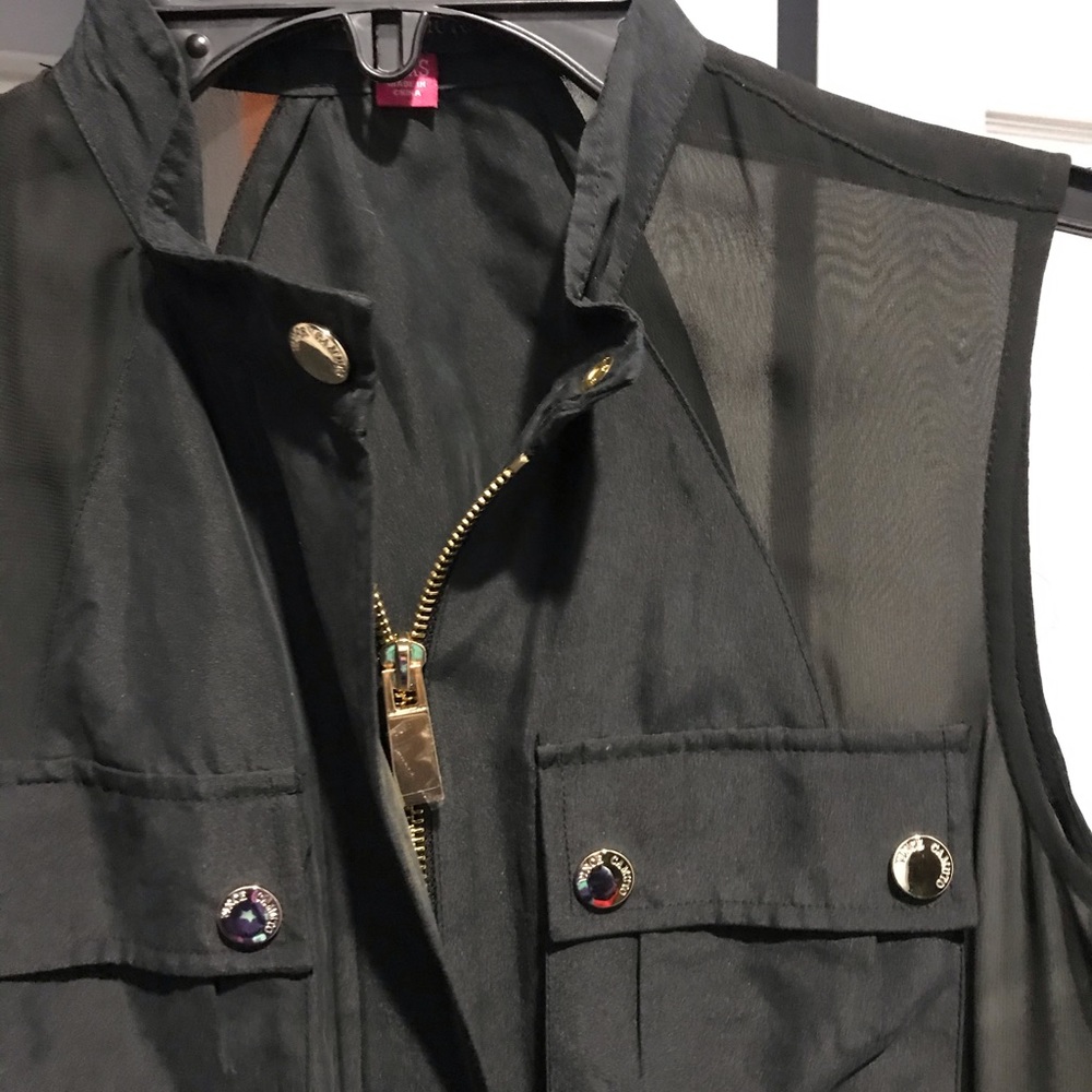 Vince Camuto button up